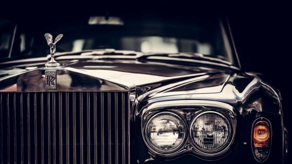 Rolls-Royce-1632965789