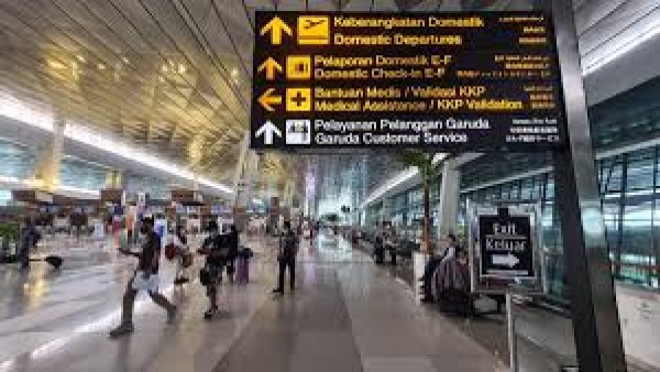 Ilustrasi suasana di bandara-1634117974