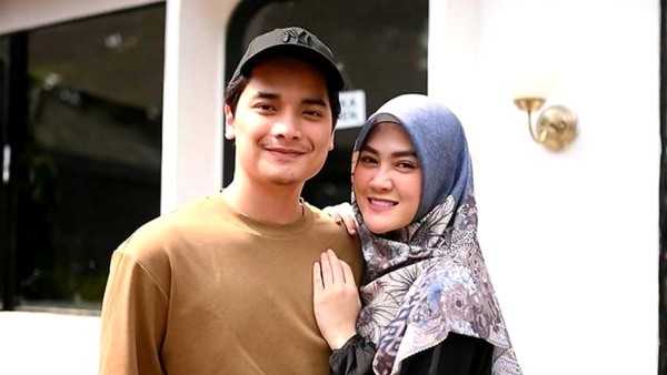 Alvin Faiz dan Henny Rahman (Instagram)-1637740631