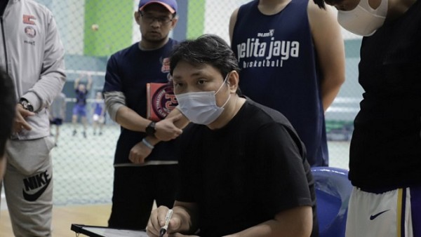 Fictor Gideon Roring-1639389706