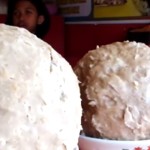 Ilustrasi kuliner bakso dengan berbagai ukuran.-1645517015