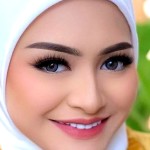 Nathalie Holscher-1658308472