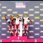 Pembalap muda Indonesia Veda Ega Pratama bersama para pemenang Idemitsu Asia Talent Cup (IATC) 2022-1668492866