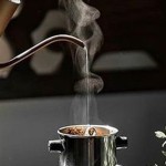 Menyeduh Kopi-1696328523