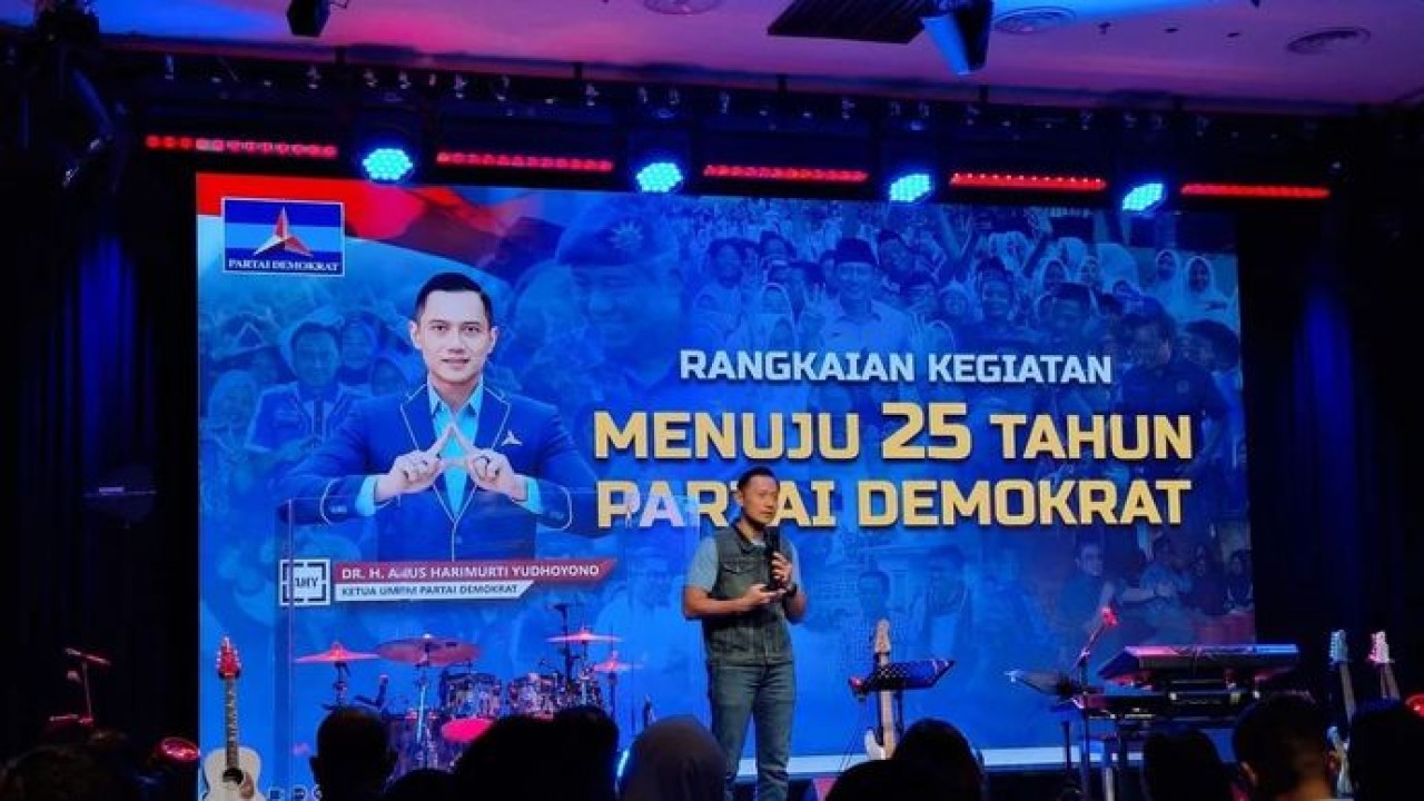 Ketua Umum Partai Demokrat Agus Harimurti Yudhoyono (AHY) memberikan paparan dalam kegiatan kick off rangkaian HUT Ke-25 Partai Demokrat di Jakarta, Rabu, 8 Juli 2026 (Antara)