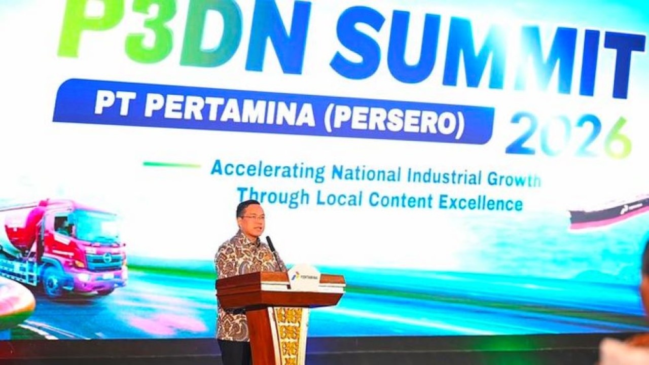 Direktur Utama PT Pertamina (Persero), Simon Aloysius Mantiri memberikan sambutan saat acara Peningkatan Penggunaan Produk Dalam Negeri (P3DN) Summit 2026 di Grha Pertamina, Jakarta pada Rabu, 22 Juli 2026.
