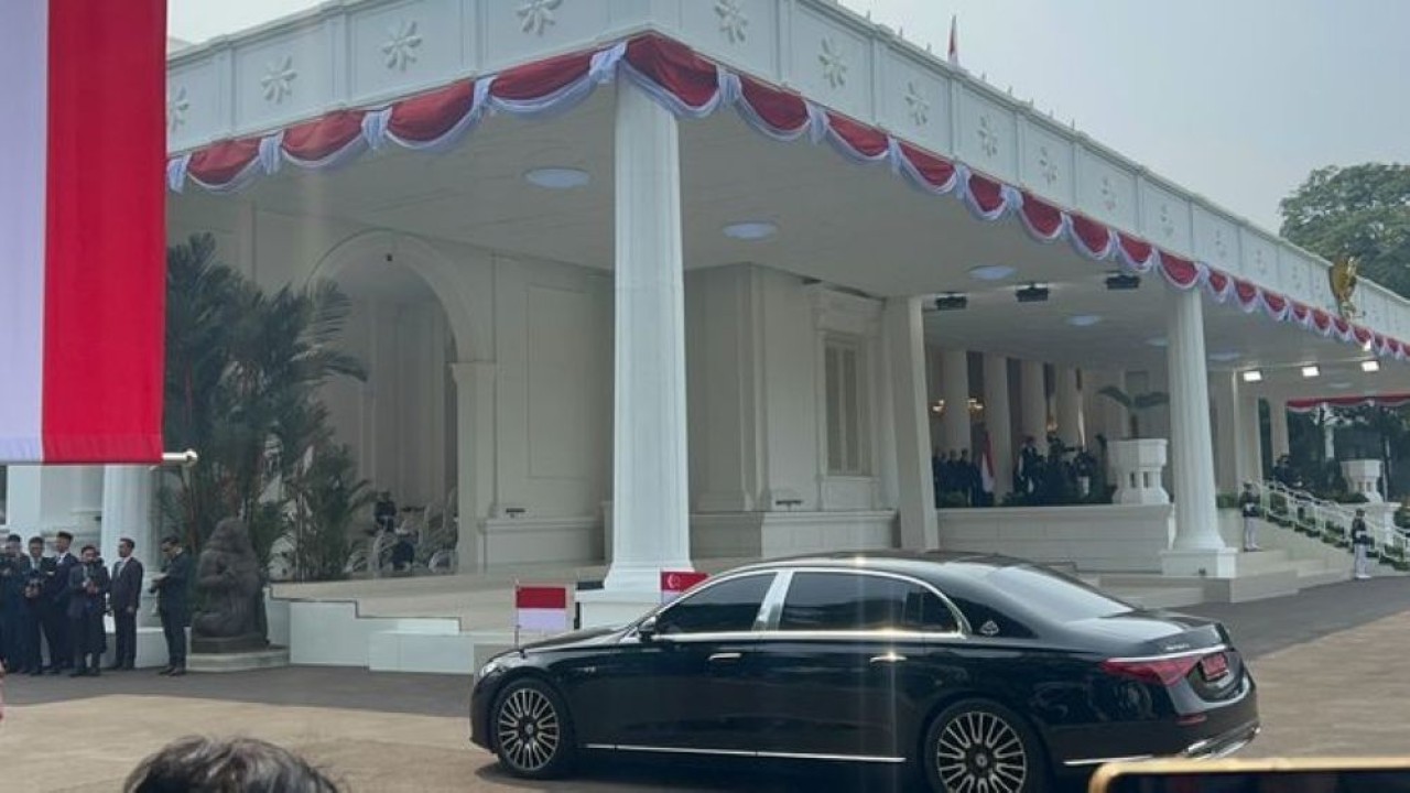 Prabowo Subianto menerima kunjungan Perdana Menteri (PM) Singapura Lawrence Wong di Istana Merdeka, Jakarta, Senin, 6 Juli 2026, dalam rangka pertemuan tahunan pemimpin kedua negara/Leaders' Retreat. (Foto: NTVnews)