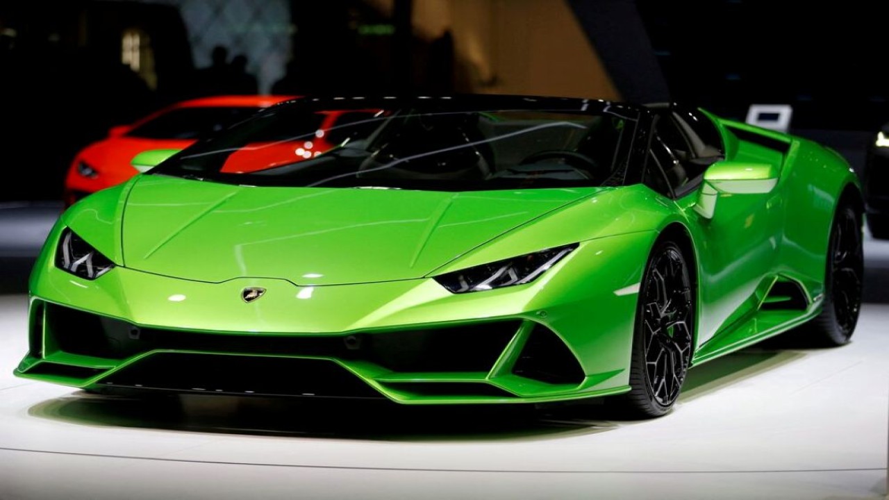 Lamborghini Huracan Evo Spyder dipamerkan di Pameran Geneva International Motor Show (GIMS) ke-89 di Jenewa, Swiss, 5 Maret 2019. (Foto: Dok/Pierre Albouy/Reuters)