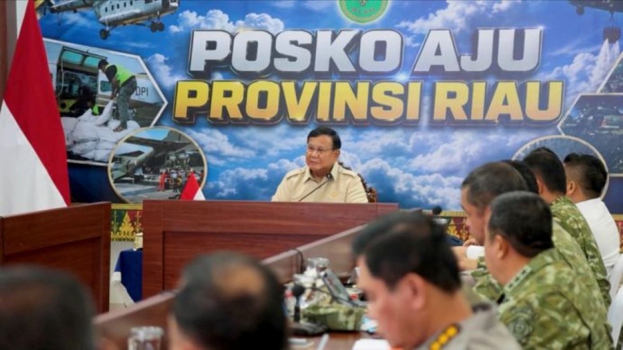 Presiden Prabowo Subianto menginstruksikan agar segera dibangun 306 sumur bor di sekitar hotspot atau titik panas di Riau. (Foto: Istimewa)