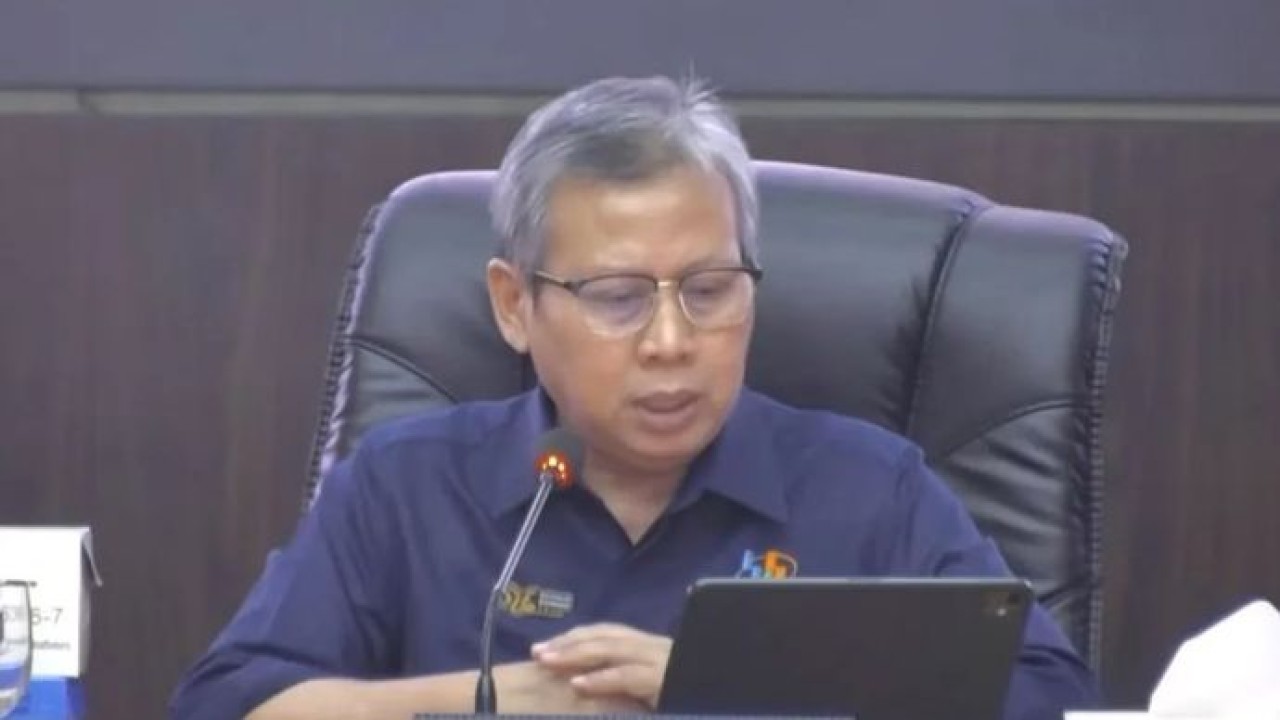 Tangkapan layar - Deputi Bidang Statistik Distribusi dan Jasa Badan Pusat Statistik (BPS) Ateng Hartono memberikan pemaparan terkait Indeks Perkembangan Harga minggi ketiga September di Jakarta, Senin, 21 September 2026. (Antara)