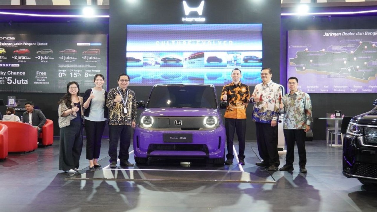 Salah satu sorotan utama di GIIAS Semarang 2026 adalah Honda Super-ONE, mobil listrik yang membawa karakter "Joy of Driving" Honda ke era elektrifikasi. (Foto: Istimewa/Honda)